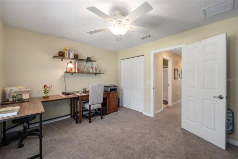 House in Ocala, Florida 3 bedrooms, 146.41 sq.m. № 2212626 - photo 11