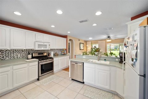 House in Ocala, Florida 3 bedrooms, 146.41 sq.m. № 2212626 - photo 17