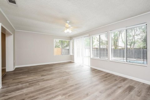 Villa ou maison à louer à Orlando, Floride: 4 chambres, 128.76 m2 № 2116468 - photo 6