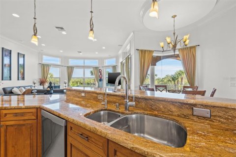 Villa ou maison à vendre à Oldsmar, Floride: 4 chambres, 488.67 m2 № 1901882 - photo 11