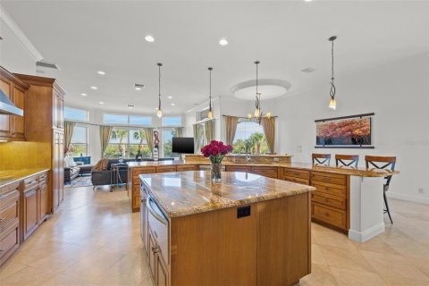 Villa ou maison à vendre à Oldsmar, Floride: 4 chambres, 488.67 m2 № 1901882 - photo 12