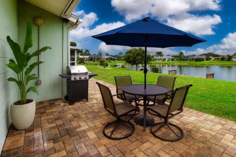 House in Sun City Center, Florida 3 bedrooms, 154.4 sq.m. № 1901899 - photo 30
