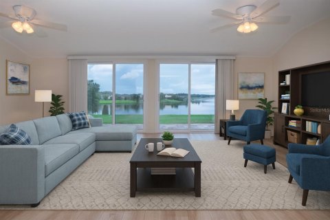 House in Sun City Center, Florida 3 bedrooms, 154.4 sq.m. № 1901899 - photo 12