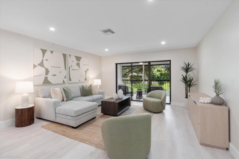 Condo in Boynton Beach, Florida, 2 bedrooms  № 2251642 - photo 2