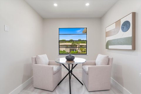 Condo in Boynton Beach, Florida, 2 bedrooms  № 2251642 - photo 14