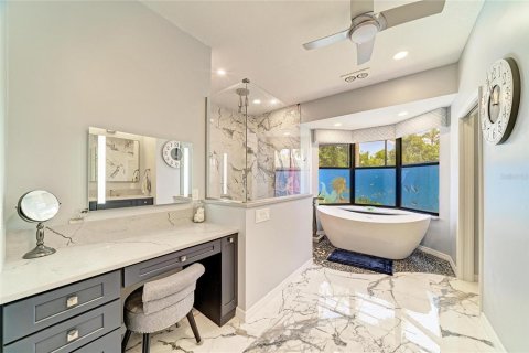 Casa en venta en Punta Gorda, Florida, 4 dormitorios, 395.86 m2 № 2212020 - foto 24