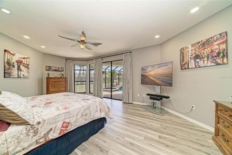 Casa en venta en Punta Gorda, Florida, 4 dormitorios, 395.86 m2 № 2212020 - foto 20