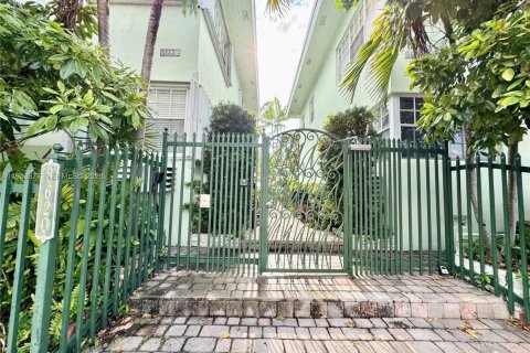 Condominio en alquiler en Miami Beach, Florida, 39.95 m2 № 2010290 - foto 23