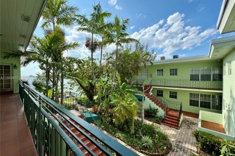 Condominio en alquiler en Miami Beach, Florida, 39.95 m2 № 2010290 - foto 14