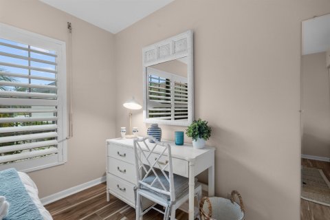 Apartamento en alquiler en Palm City, Florida, 2 dormitorios, 108.7 m2 № 2271216 - foto 7