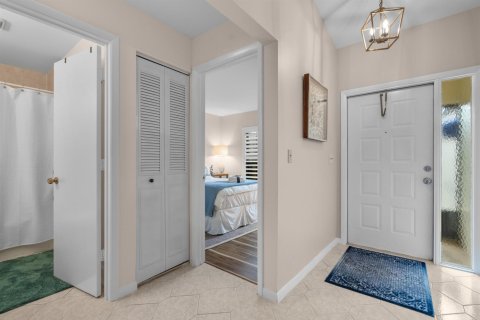 Apartamento en alquiler en Palm City, Florida, 2 dormitorios, 108.7 m2 № 2271216 - foto 5