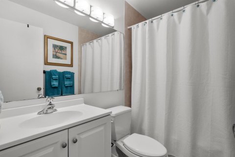 Apartamento en alquiler en Palm City, Florida, 2 dormitorios, 108.7 m2 № 2271216 - foto 8
