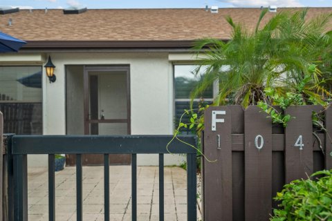 Apartamento en alquiler en Palm City, Florida, 2 dormitorios, 108.7 m2 № 2271216 - foto 21
