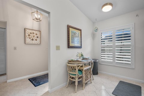 Apartamento en alquiler en Palm City, Florida, 2 dormitorios, 108.7 m2 № 2271216 - foto 4
