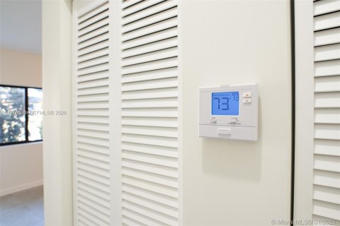 Apartment in Miami, Florida 1 bedroom, 53.42 sq.m. № 2041261 - photo 14