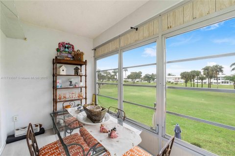 Condo in Pompano Beach, Florida, 2 bedrooms  № 1482747 - photo 5