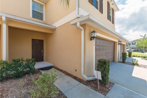 Townhouse in Orlando, Florida 4 bedrooms, 208.57 sq.m. № 2266926 - photo 4