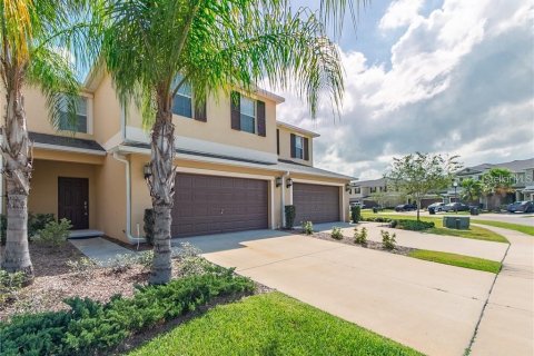 Townhouse in Orlando, Florida 4 bedrooms, 208.57 sq.m. № 2266926 - photo 2