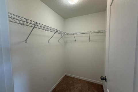 Townhouse in Orlando, Florida 4 bedrooms, 208.57 sq.m. № 2266926 - photo 18