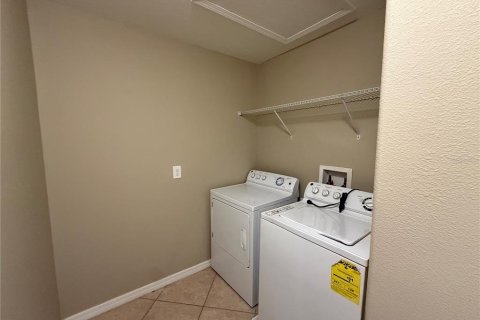 Townhouse in Orlando, Florida 4 bedrooms, 208.57 sq.m. № 2266926 - photo 25
