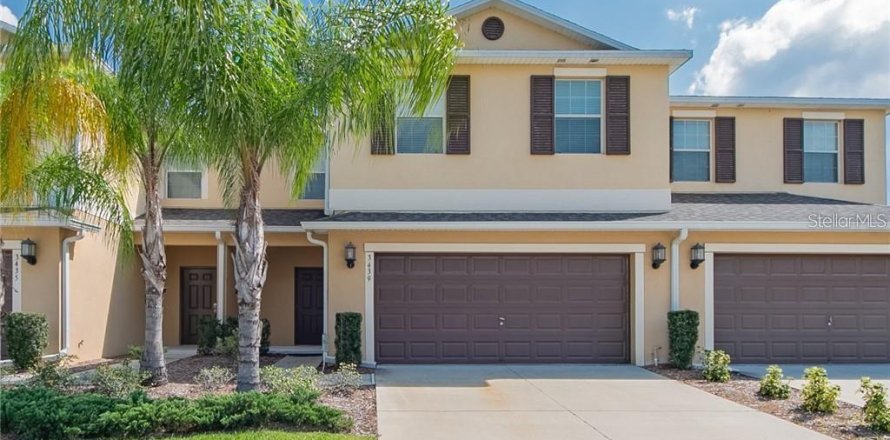 Townhouse in Orlando, Florida 4 bedrooms, 208.57 sq.m. № 2266926