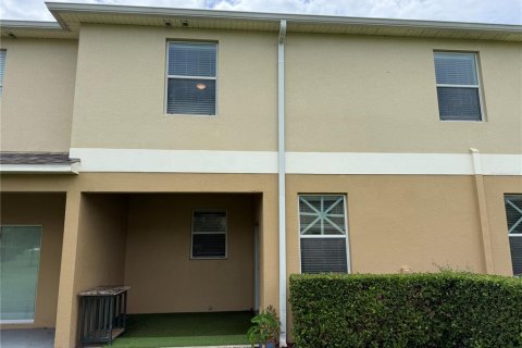 Townhouse in Orlando, Florida 4 bedrooms, 208.57 sq.m. № 2266926 - photo 27