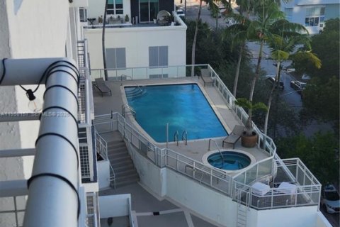 Condominio en venta en Miami, Florida, 1 dormitorio, 71.81 m2 № 2006024 - foto 7