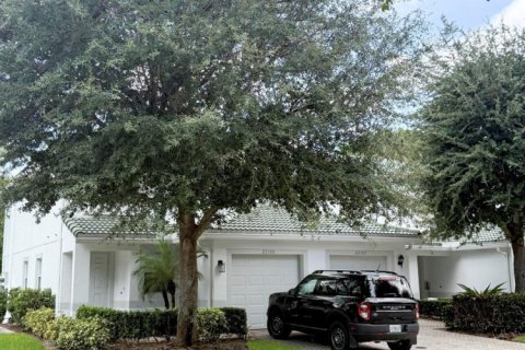Townhouse in Boca Raton, Florida 3 bedrooms, 123.93 sq.m. № 2298058 - photo 23