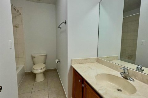 Townhouse in Boca Raton, Florida 3 bedrooms, 123.93 sq.m. № 2298058 - photo 14