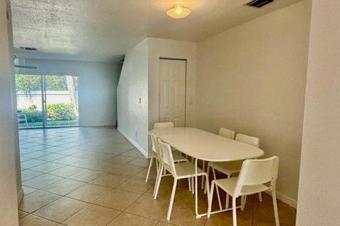 Townhouse in Boca Raton, Florida 3 bedrooms, 123.93 sq.m. № 2298058 - photo 2