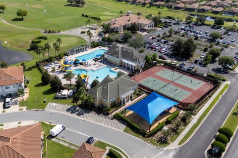 Villa ou maison à vendre à Davenport, Floride: 4 chambres № 2002176 - photo 28