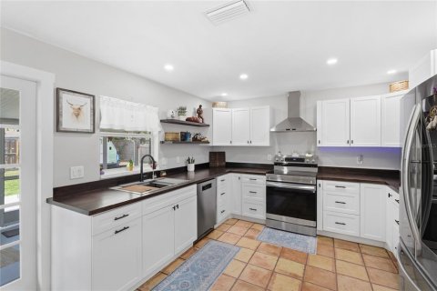 House in Venice, Florida 3 bedrooms, 148.27 sq.m. № 2103185 - photo 11