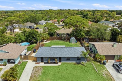 House in Venice, Florida 3 bedrooms, 148.27 sq.m. № 2103185 - photo 3