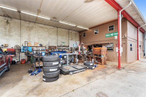 Купить коммерческую недвижимость в Хомстед, Флорида № 2021444 - фото 25