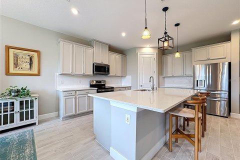 Casa en venta en Poinciana, Florida, 2 dormitorios, 184.04 m2 № 1901844 - foto 14