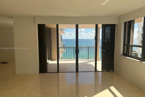 Condo à Bal Harbour, Floride, 2 chambres  № 1954971