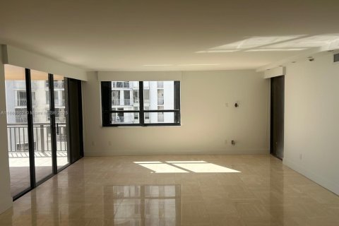 Copropriété à louer à Bal Harbour, Floride: 2 chambres, 187.48 m2 № 1954971 - photo 8