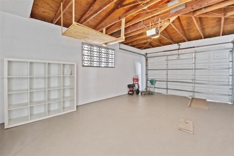 Casa en venta en Miami Springs, Florida, 3 dormitorios, 162.76 m2 № 1974601 - foto 22