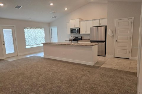Casa en venta en Citrus Springs, Florida, 4 dormitorios, 196.67 m2 № 2197578 - foto 5