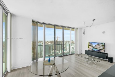 Condo in Miami, Florida, 2 bedrooms  № 2051488 - photo 15