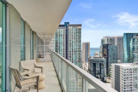 Condo in Miami, Florida, 2 bedrooms  № 2051488 - photo 29