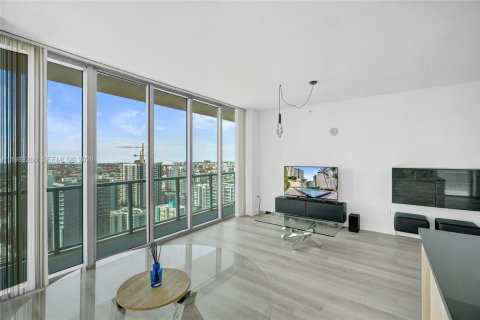 Condo in Miami, Florida, 2 bedrooms  № 2051488 - photo 16
