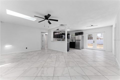 Villa ou maison à vendre à Saint Petersburg, Floride: 2 chambres, 85.93 m2 № 1523789 - photo 11