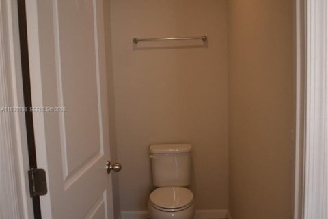 Villa ou maison à louer à Sanford, Floride: 3 chambres, 192.21 m2 № 1989004 - photo 24