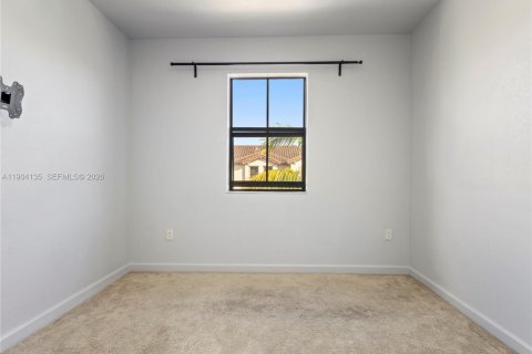 Adosado en venta en Homestead, Florida, 3 dormitorios, 169.92 m2 № 1955222 - foto 27