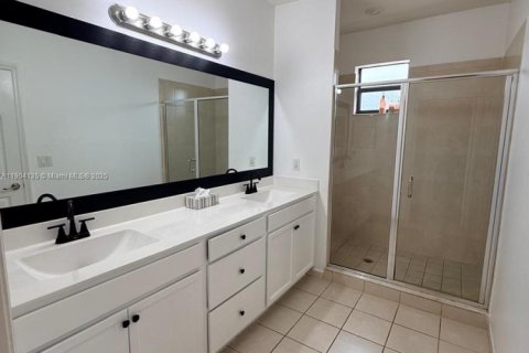 Купить таунхаус в Хомстед, Флорида 3 спальни, 169.92м2, № 1955222 - фото 10