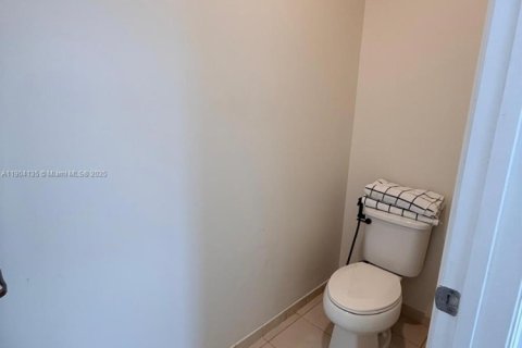 Купить таунхаус в Хомстед, Флорида 3 спальни, 169.92м2, № 1955222 - фото 12