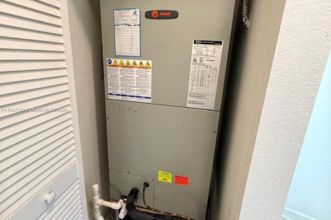 Купить таунхаус в Хомстед, Флорида 3 спальни, 169.92м2, № 1955222 - фото 14