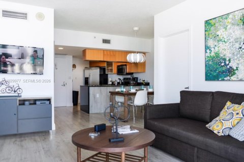 Copropriété à louer à Miami, Floride: 2 chambres, 97.36 m2 № 1997907 - photo 19