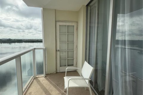 Copropriété à louer à Miami, Floride: 1 chambre, 79.99 m2 № 1950656 - photo 8